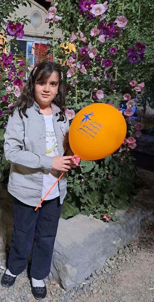 نیوشا نیکزاد